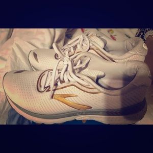 Brooks adrenaline gets 20